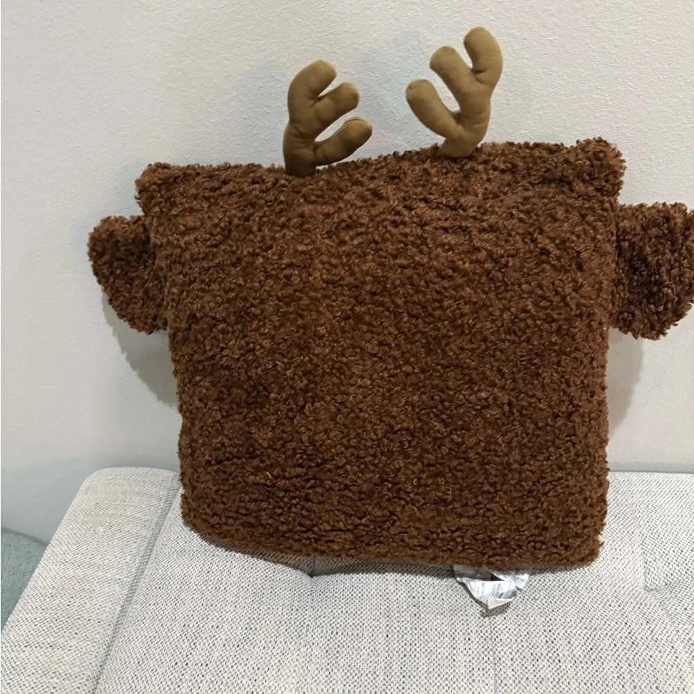 FAO SCHWARZ Brown Christmas Reindeer Face Pillow 20